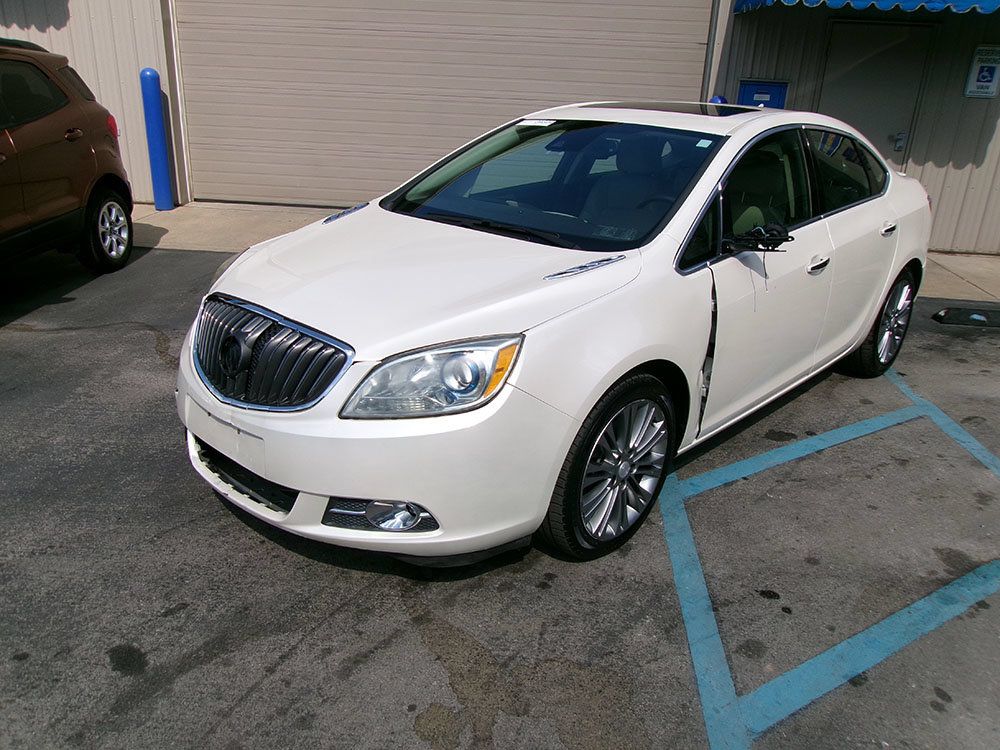 Used 2014 Buick Verano Premium FWD image 1