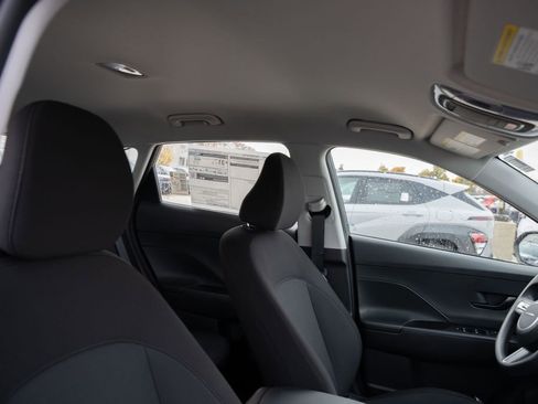 New 2026 Hyundai Kona SE image 12