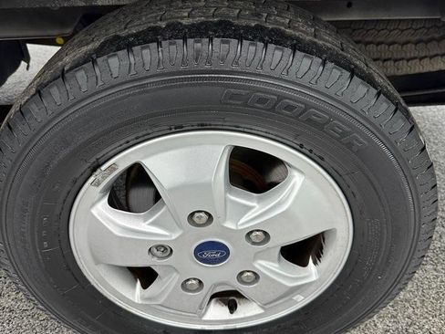 Used 2018 Ford Transit 150 130 Low Roof RWD image 19