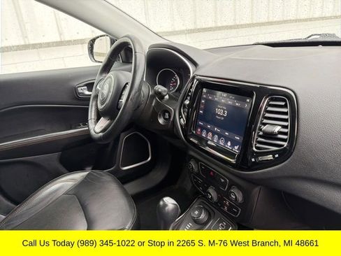 Used 2018 Jeep Compass Limited image 38