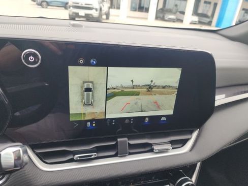 Used 2025 Chevrolet Equinox LT w/ Safety and Technology Package image 42