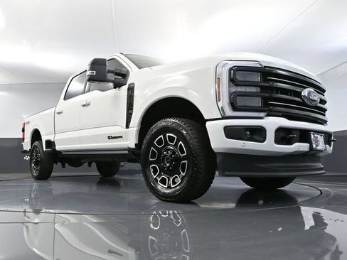 Used 2025 Ford F250 Platinum AWD/4WD image 58