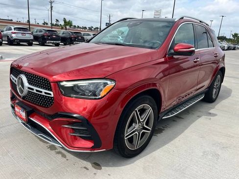 Used 2024 Mercedes-Benz GLE 350 4MATIC image 3