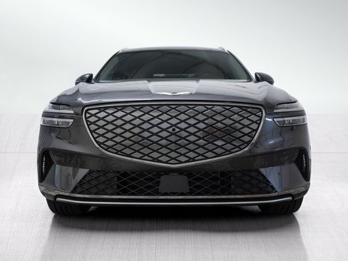 Used 2025 Genesis Electrified GV70 w/ Prestige Package AWD/4WD image 2