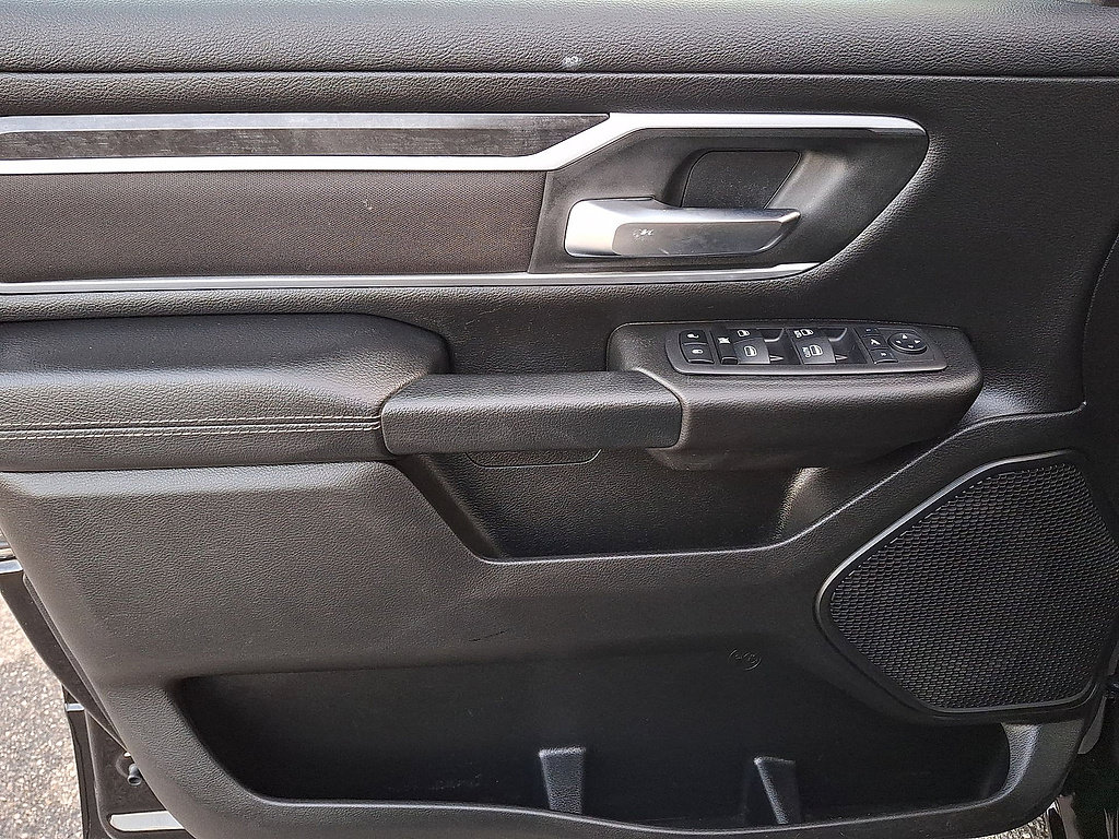 Used 2023 RAM 1500 Big Horn AWD/4WD image 16