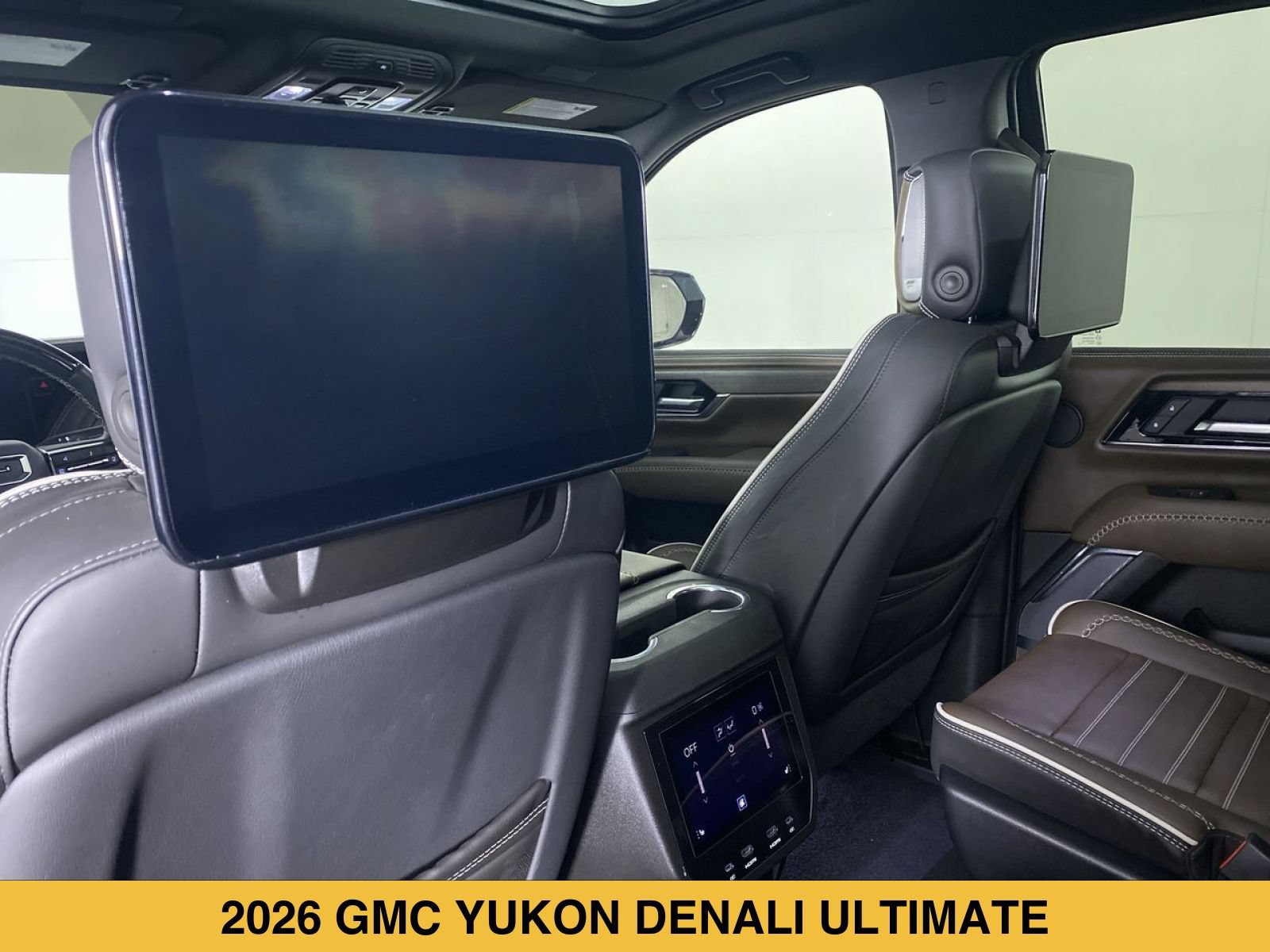 Certified 2026 GMC Yukon Denali Ultimate w/ LPO, Floor Liner Package AWD/4WD image 19