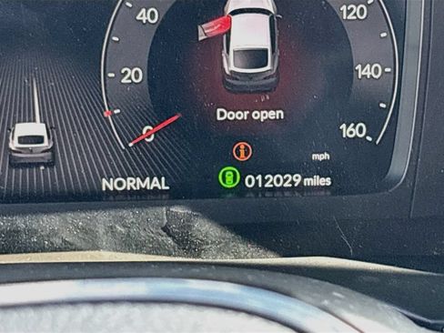 Used 2025 Acura Integra A-Spec FWD image 12