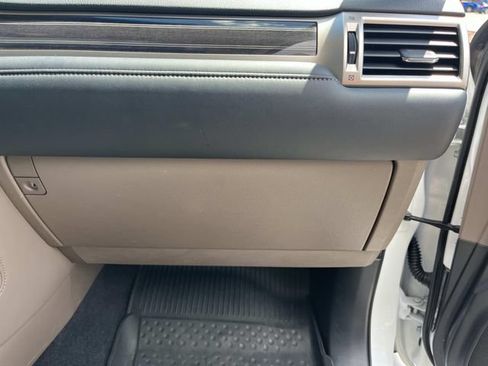 Used 2020 Lexus GX 460 Premium AWD/4WD image 27