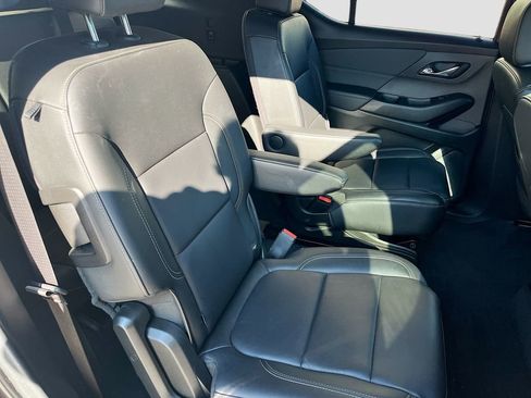 Used 2023 Chevrolet Traverse LT w/ LPO, Floor Liner Package AWD/4WD image 29
