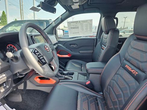 New 2025 Nissan Frontier PRO-4X w/ Pro Premium Package image 24