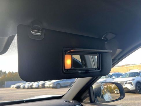 Used 2025 INFINITI QX55 Essential image 31