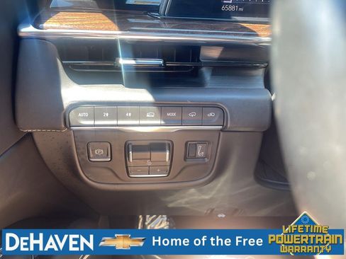 Used 2022 Cadillac Escalade Sport Platinum AWD/4WD image 29