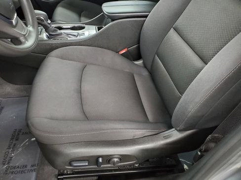 Used 2024 Chevrolet Malibu LT image 13