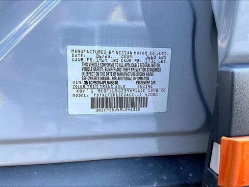 Used 2023 Nissan Kicks SR w/ SR Premium Package FWD image 29