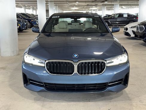 Used 2023 BMW 530e w/ Premium Package RWD image 3