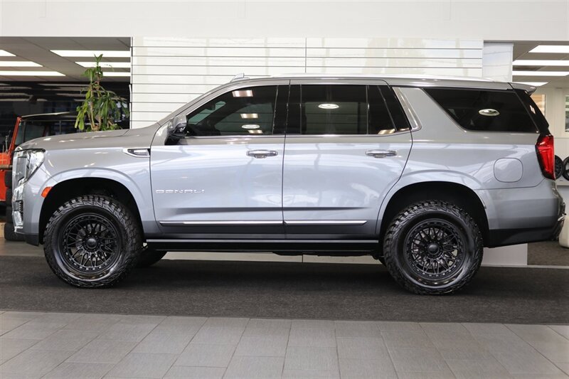 Used 2022 GMC Yukon Denali AWD/4WD image 4