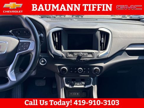 Used 2024 GMC Terrain SLE w/ Driver Convenience Package AWD/4WD image 25