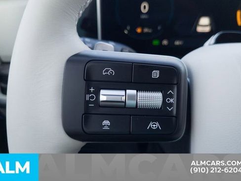 Certified 2025 Hyundai Santa Fe Limited image 29