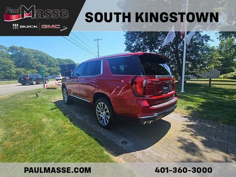 Used 2025 GMC Yukon Denali w/ Denali Reserve Package AWD/4WD image 5