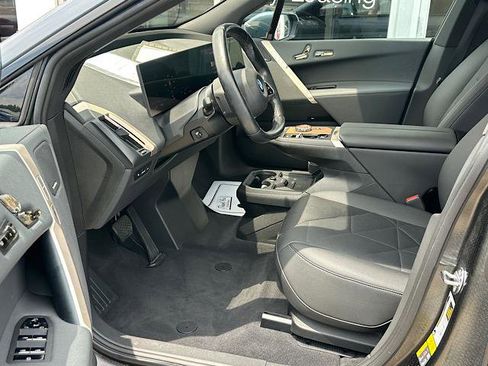 Certified 2023 BMW iX xDrive50 w/ Premium Package AWD/4WD image 11