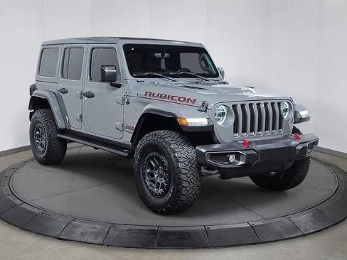 Used 2022 Jeep Wrangler Unlimited Rubicon w/ Xtreme Recon 35" Tire Package AWD/4WD image 9
