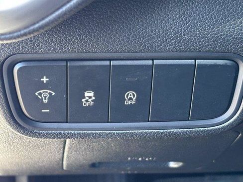 Used 2024 Kia Soul LX w/ Option Group 015 FWD image 20