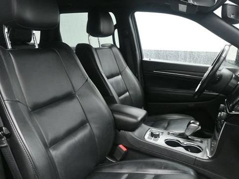 Used 2020 Jeep Grand Cherokee Limited AWD/4WD image 9