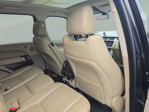 Used 2015 Land Rover Range Rover Supercharged AWD/4WD image 24