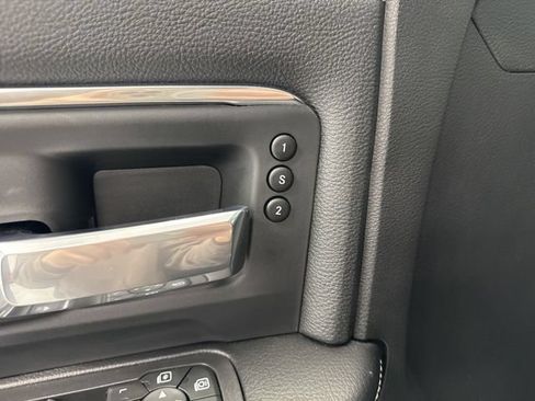 New 2026 RAM 2500 Laramie w/ Night Edition AWD/4WD image 17