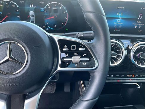 Used 2022 Mercedes-Benz A 220 image 20