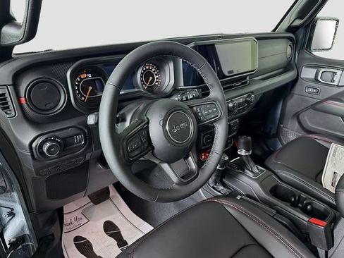 New 2026 Jeep Wrangler Unlimited Rubicon AWD/4WD image 9
