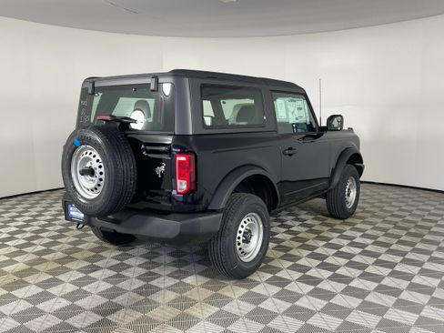 New 2025 Ford Bronco 2-Door image 6