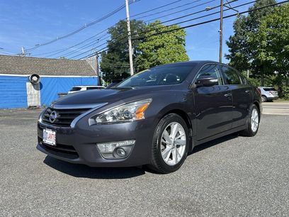 Used 2013 Nissan Altima 2.5 SV w/ 2.5SV Convenience Pkg