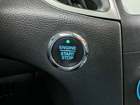 Certified 2019 Ford Edge SEL w/ Equipment Group 201A image 25