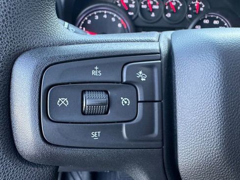 Used 2023 Chevrolet Silverado 1500 Custom Trail Boss AWD/4WD image 7