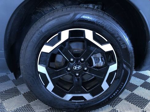 Used 2025 Hyundai Santa Fe SEL AWD/4WD image 16