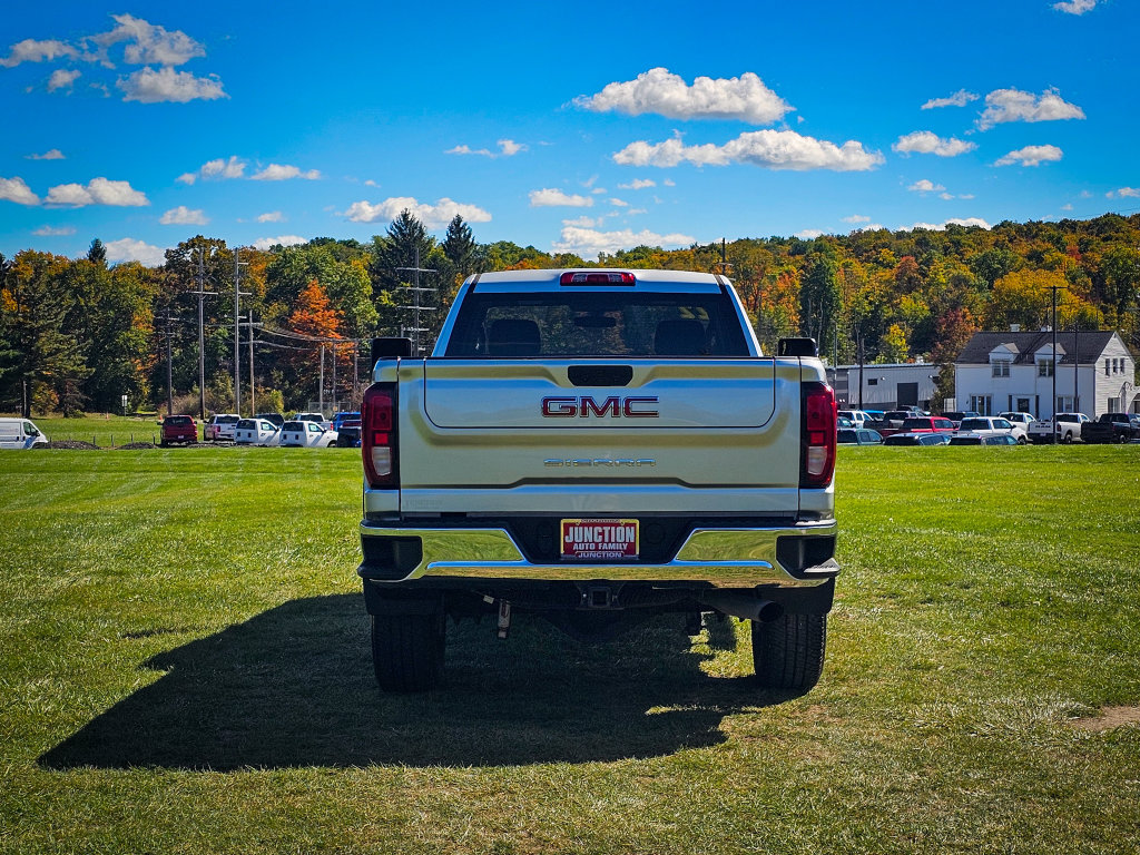 Used 2022 GMC Sierra 3500 Pro w/ Convenience Package AWD/4WD image 6
