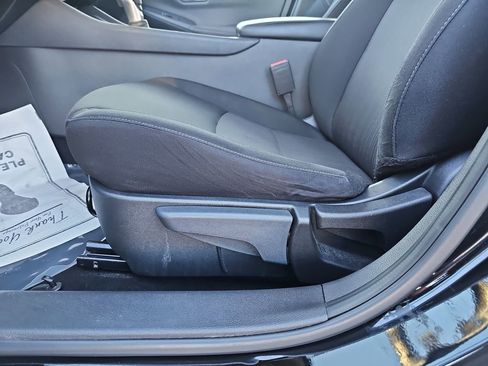 Used 2024 Nissan Sentra SV image 35