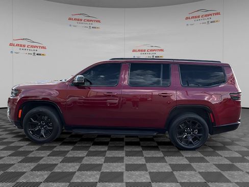 Used 2024 Jeep Wagoneer Series II AWD/4WD image 4