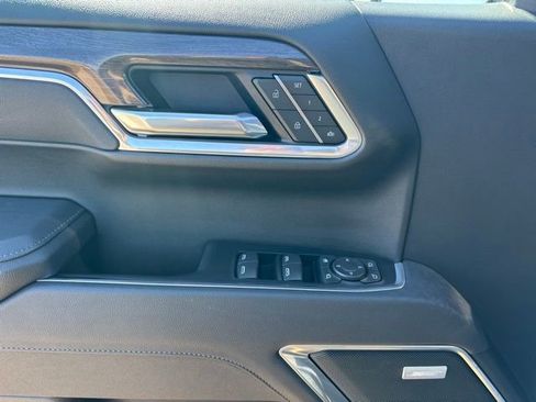 Certified 2025 Chevrolet Silverado 1500 LTZ w/ Technology Package AWD/4WD image 21