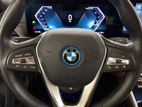 Used 2023 BMW i4 eDrive35 w/ Premium Package RWD image 23