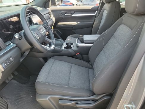 Used 2026 GMC Terrain Elevation w/ Black Edition AWD/4WD image 16