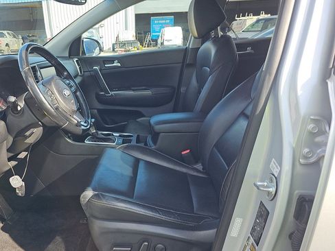 Used 2017 Kia Sportage EX w/ EX Premium Package image 6