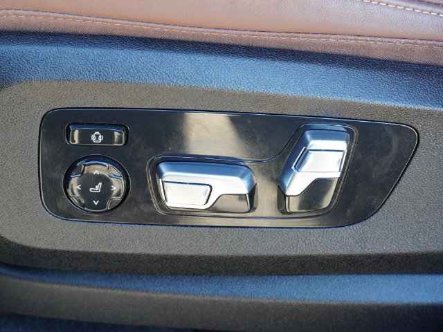 Used 2024 BMW X7 xDrive40i AWD/4WD image 38