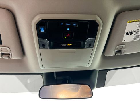 Used 2024 Toyota Tundra SR5 w/ SR5 Convenience Package AWD/4WD image 22