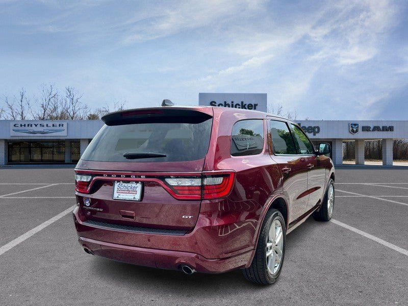 Used 2025 Dodge Durango GT AWD/4WD image 3