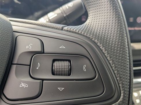 New 2025 Buick Envista Preferred image 17