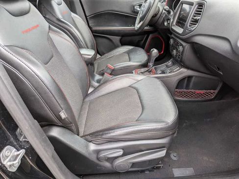 Certified 2021 Jeep Compass Trailhawk AWD/4WD image 19