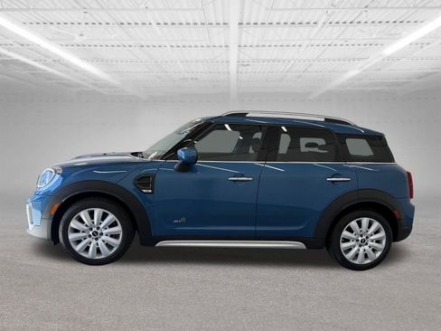 Used 2021 MINI Cooper Countryman ALL4 AWD/4WD image 2