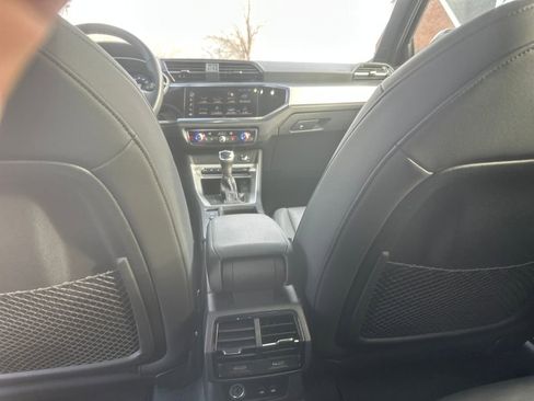 Used 2025 Audi Q3 2.0T Premium image 15